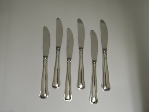 Cohr Sølvvarefabrik
Dobbeltriflet
Sølv (830)
Middagskniv
