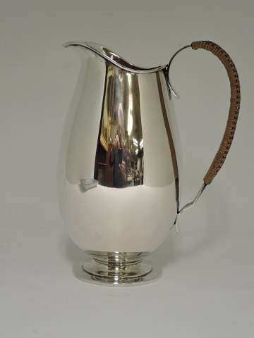 pitcher
 Silver (830)