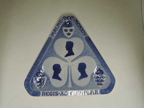 Royal Copenhagen
Kongelig porcelæn
Mindeplatte # 158