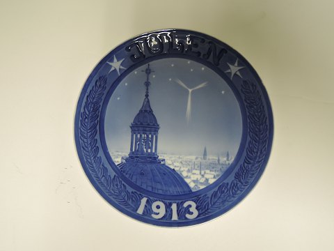 Royal Copenhagen
Christmas Plate 1913
