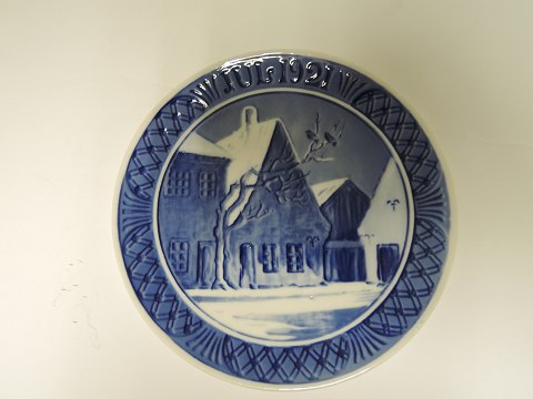 Royal Copenhagen
Christmas Plate 1921
