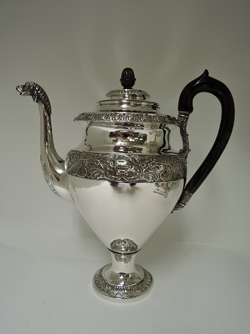 Coffee pot
Silver (830)
late empire
Produced in Copenhagen