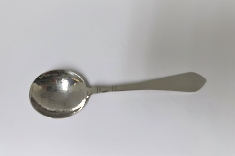 Georg Jensen
Sterling (925)
Continental
round soup spoon