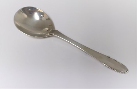 Georg Jensen. Silver cutlery. Sterling (925). Beaded. Serving spoon. Length 17 
cm.