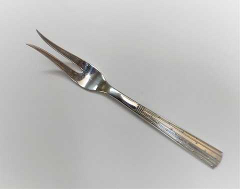 Champagne. Silver cutlery (830). Meat fork. Length 20.5 cm.