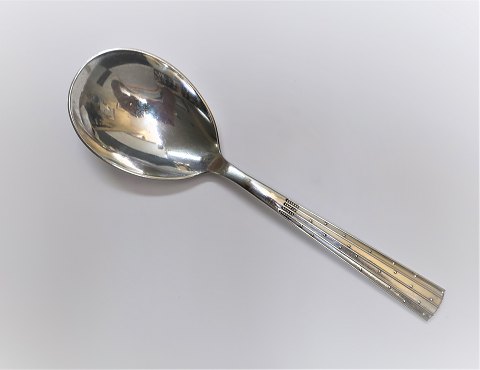 Champagne. Silver cutlery (830). Serving spoon. Length 21 cm.