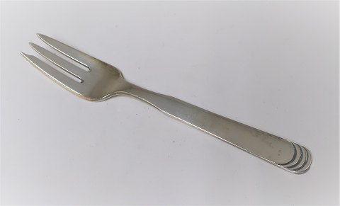 Hans Hansen. Sølvbestik (925). Arvesølv no. 15. Kagegaffel. Længde 13 cm.
