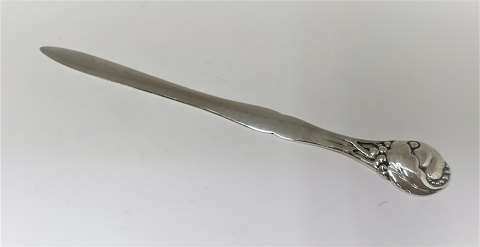 Evald Nielsen. Sølv brevkniv (830). Længde 23 cm. Produceret 1921
