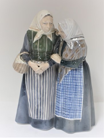 Royal Copenhagen. Figurine. Model 1319. The Gossips. Height 30 cm. (1 quality)