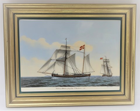Bing & Grøndahl. Porcelæn. Danske skibsportrætter. Billed af  "Haabet". Mål : 
Bredde 38* 30 cm. Der er produceret 3500, og denne er no.119