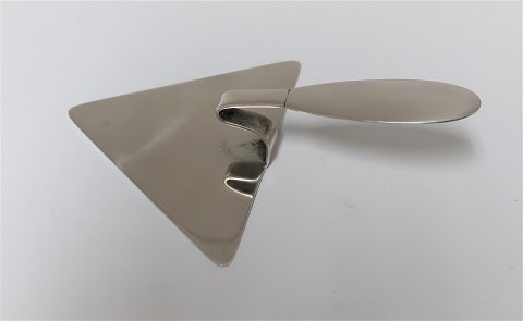 Silver masonry spoon (830). Length 14 cm. Produced 1938.