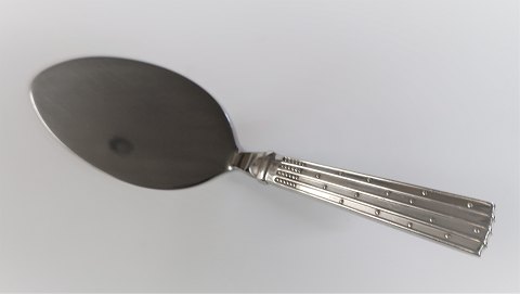 Champagne. Silberbesteck (830). Kuchenspaten mit Stahl. Länge 18,5cm.