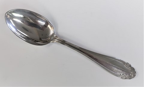 Elisabeth. Sølvbestik (830). Middagsske. Længde 19,7 cm.
