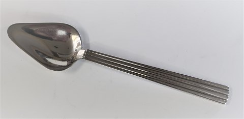 Georg Jensen. Silver cutlery (925). Bernadotte. Grape spoon. Length 15.6 cm.