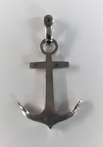 Sterling anchor. Stamped K v A. Length 5 cm.