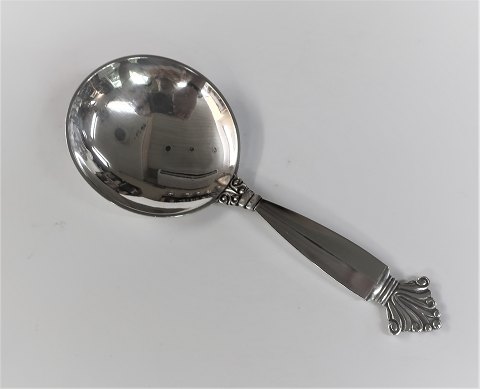 Georg Jensen. Silver cutlery. Acanthus. Sugar spoon. Length 10 cm.