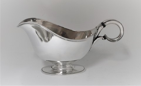 Grann & Laglye. Silver gravy bowl (830). Length 20 cm. Produced 1933.
