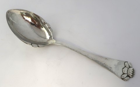 Åkande. Sølvbestik (830). Serveringsske. Længde 28,5 cm. Produceret 1924.