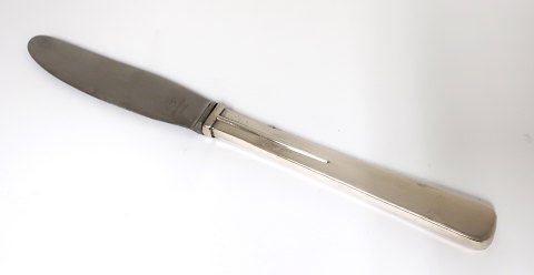 Hans Hansen. Sølvbestik. Arvesølv no. 17. Middagskniv. Længde 22,2 cm.