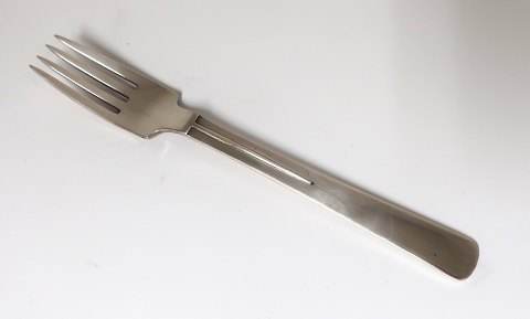 Hans Hansen. Sølvbestik. Arvesølv no. 17. Frokostgaffel. Længde 16,5 cm.