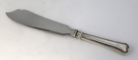 Frigast. Gammel Riflet. Sølvbestik (830). Kagekniv. Længde 27,5 cm.