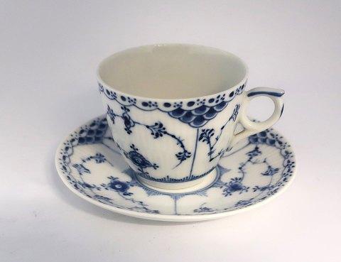 Royal Copenhagen. Blue fluted, half lace. Coffee cup. Model 756. (1 quality)