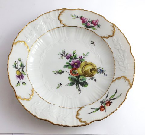 Royal Copenhagen. Saxon flower dinner plate. Luxury edition. Diameter 23 cm. 
Model 1355. (1 quality)