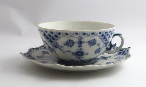 Royal Copenhagen. Blue Fluted, full Lace. Tea cup. Model 1130. (1 quality).