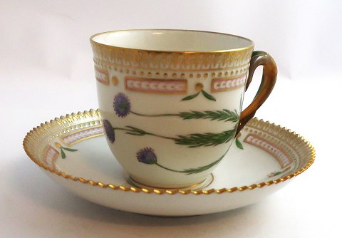 Royal Copenhagen. Flora Danica. Kaffeetasse 17cl. Modell # 3597 (1 Wahl). 
Jasione montana L