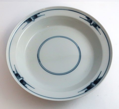 Royal Copenhagen. Gemina. Design Gertrud Vasegaard. Dyb tallerken. Diameter 20 
cm. Model 41/14609.  (1 sortering)