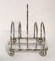 Elkington. English toast holder in sterling silver (925). Length 12 cm. Height 13.5 cm. Produced Birmingham 1907.