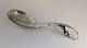 Georg Jensen. Sølvbestik (830). Pyntebestik no.21. Sukkerske. Længde 13 cm. Produceret 1927.